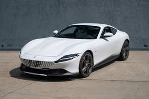 PERFECTAMENTE USADO 2021 Fe-rrari Roma - Product Image 2