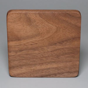 Sous-verres en noyer de qualité supérieure de 5mm d'épaisseur Tapis de boisson carrés sûrs en vrac Ustensiles de cuisine en gros par le fabricant - Product Image 3