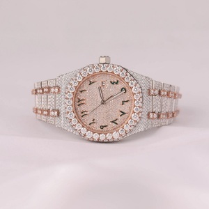 Vente en gros Montre-bracelet unisexe de luxe en diamant glacé Montre automatique mécanique en moissanite pour hommes et femmes - Product Image 1