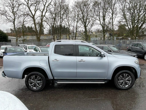 Pristine New Used X-Class 2.3TD 250 Energía eléctrica Dirección derecha Dirección izquierda Auto Gear Perfectamente funcionando disponible en stock - Product Image 5