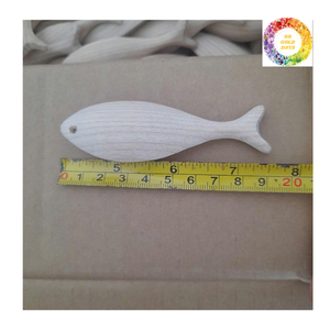 Figura de pez pintada a mano, juguete de madera, escultura de madera de pez para exhibición de habitación de niños o tema náutico, decoración costera para el hogar - Product Image 4