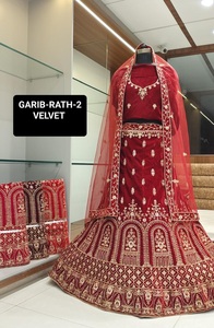 Proveedor indio ofrece Lehenga Choli de terciopelo pastel con bordado para ropa festiva para regalos nupciales en India - Product Image 3