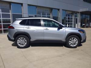 Toyota Corolla Cross LE 2025 Usado en Buen Estado - Product Image 4