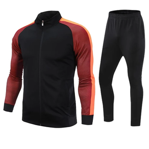 Uniforme de Fútbol Sublimado Personalizado Profesional, Kit Completo 100% Poliéster, Unisex para Adultos, Secado Rápido, Servicio OEM al por Mayor - Product Image 3