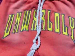 Pantalones cortos de chándal de algodón con bordado desgastado y logotipo personalizado, pantalones cortos con cordón personalizados con borde cortado, pantalones cortos con lavado ácido para hombre 2024 - Product Image 2