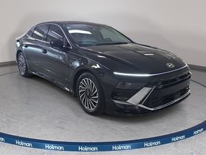 โซนาต้า ลิมิเต็ด ซีดาน ปี 2024 สีน้ำเงิน เกียร์ 6 สปีด ขับเคลื่อนล้อหน้า เครื่องยนต์ไฮบริด 2 ลิตร 14 แรงม้า สภาพดีเยี่ยม - Product Image 5