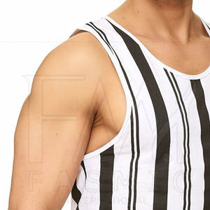 Débardeurs sans manches coupe ajustée pour hommes Design personnalisable à bas prix Fabriqué au Pakistan - Product Image 4