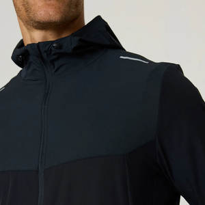 Survêtement personnalisé léger coupe-vent avec panneaux respirants au dos, en nylon et élasthanne réfléchissant - Product Image 5