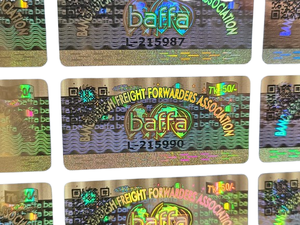 Autocollant holographique anti-contrefaçon en matériau PET avec code-barres holographique doré, avec fonction de couverture, options d'impression multiples personnalisables - Product Image 2