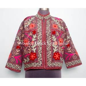 Hermosas Chaquetas de Invierno Bordadas a Mano con Cuello Redondo para Mujer, Talla Única, Hechas a Mano, para Vestir de Noche - Product Image 5