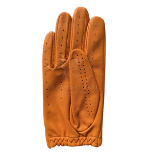 Guantes de conducción con tela suave y flexible que ofrecen un ajuste cómodo, un agarre seguro y un diseño transpirable, adecuados para viajes largos por carretera. - Product Image 6
