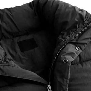 Chaqueta Acolchada Negra de Alta Calidad para Hombre para Clima Frío, Cuello Alto con Logotipo Frontal, Abrigo de Invierno - Product Image 6