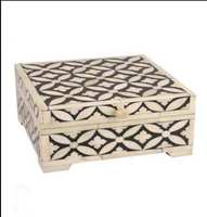 Boîte à bijoux artisanale de luxe en bois massif poli avec incrustation d'os, écologique, moderne, durable, personnalisable, cadeau de mariage
