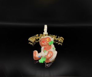 Collier pendentif hip-hop personnalisé en alliage avec diamants CZ glacés, style chrétien - Product Image 1