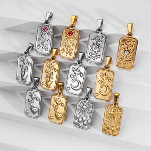 2025ใหม่สร้อยคอสแตนเลสสำหรับผู้หญิงจี้ทองพร้อมจี้รูปพระจันทร์ดอกกุหลาบดวงอาทิตย์ - Product Image 6