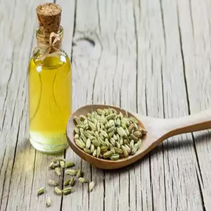 Huile essentielle de graines de fenouil pure biologique | Booster de qualité supérieure, distillé à la vapeur, aromathérapie et soins de la peau | Wholesale Bulk Supply - Product Image 2