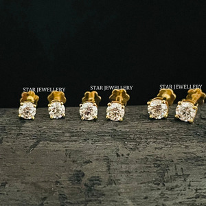 Boucle d'oreille en or massif 14 carats avec diamant de laboratoire. - Product Image 4