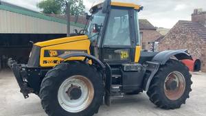 Tracteur agricole d'occasion JCBB Fastrac 2135 4x4 avec moteur FPT 230 CV, haute productivité, composants essentiels : pompe et boîte de vitesses à entraînement par engrenages - Product Image 5