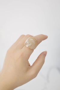 Bague en corne de buffle polie, bijoux pour fête, mariage, anniversaire, vente chaude, couleur corne naturelle - Product Image 2