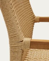 Fauteuil d'extérieur moderne et portable Nadeera avec structure en teck massif et finition naturelle en rotin tressé