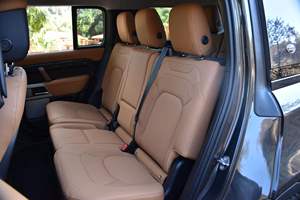 LAND ROVER DEFENDER 130 FIRST EDITION USADO, Volante a la Izquierda/Derecha - Product Image 3