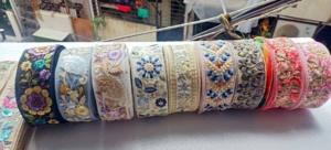 ผ้าลูกไม้ปักสวยงามสำหรับชุดเดรสและเสื้อผ้าดีไซน์แฟชั่น - Product Image 4