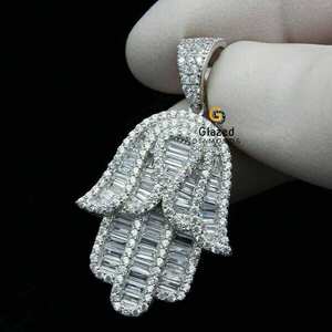 Hip Hop religioso Hamsa mano Baguette y corte redondo laboratorio cultivado Diamante tachonado helado sólido 10K oro blanco encantos colgante para regalo - Product Image 1