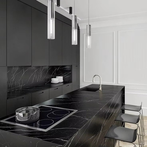 Bloque de diseño moderno de panel de piedra sinterizada artificial de mármol negro de larga duración para aplicaciones de pared de baño de cocina de gama alta - Product Image 1