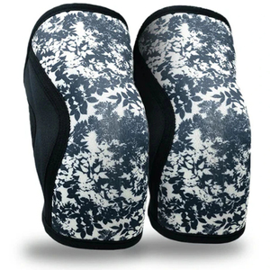 Genouillères légères en tissu élastique de qualité supérieure offrant une flexibilité, un confort et un soutien maximum pendant l'exercice. - Product Image 5