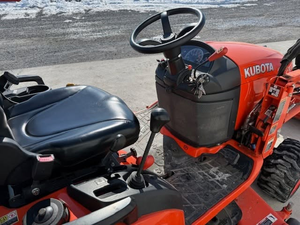 Venta al por mayor de tractor Kubota BX2380 subcompacto 4x4, minicargadora sobre ruedas, listo para enviar, usado para agricultura y construcción. - Product Image 5