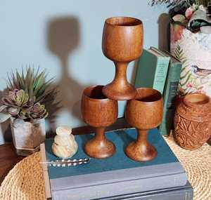Copa de vino de madera rústica tallada a mano Drinkware - Product Image 2