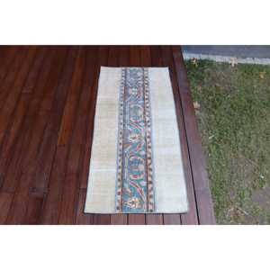 Alfombra Turca de 1.8x3.9 pies, Alfombra Pequeña Vintage, Alfombra de Lana con Diseño Floral Azul - Product Image 4