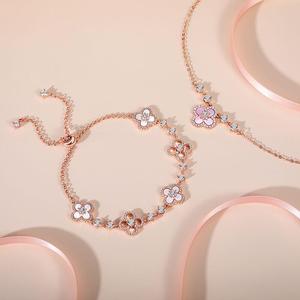 สร้อยคอซ้อนลายดอกซากุระสีชมพูเจลิยา ทำจากเงินสเตอร์ลิง - Product Image 4