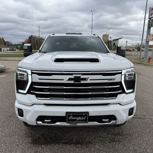 เชฟโรเลต ซิลเวอราโด เอส 3500HD ปี 2025 สภาพใหม่เอี่ยม - Product Image 1