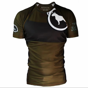 2026 Rashguard personnalisé à manches courtes pour homme, prix de gros, respirant, séchage rapide, anti-UV, écologique, équipement de compression MMA UPF50+ - Product Image 1