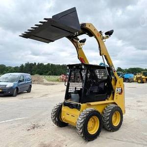 รถตักล้อยาง CAT รุ่น 216B3 สำหรับขาย - Product Image 4
