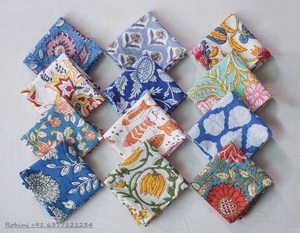 Vente en gros taille personnalisée en coton fait à la main bloc imprimé indien bloc imprime serviettes de table réutilisables jeu d'allumettes pour - Product Image 1