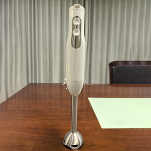 Mixeur plongeant électrique <span class=keywords><strong>4</strong></span> en 1 avec bâtonnet mélangeur 1500w Comprend un fouet, un hachoir et un bol de mixeur de 700 ml NH06009 - Product Image 3