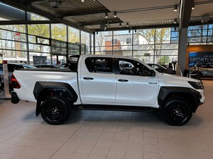 Toyota Hilux SUV 2025 Automatique Sièges en Cuir Toit Ouvrant à Vendre - Product Image 3