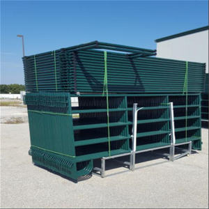 Recinzione per Cavalli Resistente da 12 Piedi con Rivestimento in Polvere, Pannelli per Recinto di Bestiame Antiruggine per Fattoria, Ranch e Pascolo - Product Image 1