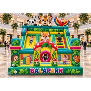 Grand parc de jeux gonflable extérieur sur le thème de la forêt avec toboggan par Balapark - Product Image 1
