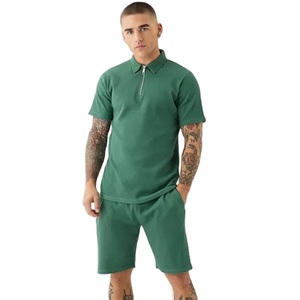 Nouvelle conception, logo personnalisé, ensemble de jogging unisexe d'été coupe-vent léger sans couture, manches courtes, couleur unie, 2 pièces - Product Image 1