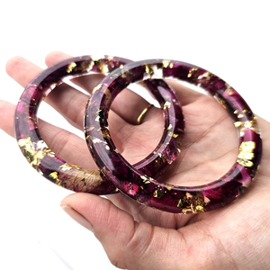 Bracelet jonc en résine épaisse de qualité supérieure, écologique, de style traditionnel, finition brillante, fait à la main, pour femmes, idéal pour les fêtes - Product Image 3