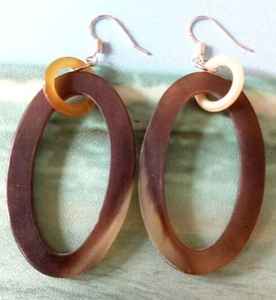 Pendientes de Cuerno de Búfalo Hechos a Mano de Alta Calidad, Joyería de Cuerno Natural, Artesanía Khadim, Lujosos para Bodas y Uso Diario - Product Image 3