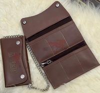 Portefeuille de luxe marron foncé avec chaîne, style vintage, porte-cartes, nouvelle collection 2025, portefeuille en cuir pour homme avec fermeture à bouton-pression pour cartes de crédit
