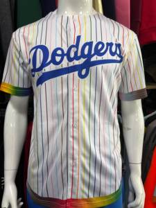 Uniforme de baseball personnalisé de haute qualité avec logo de votre marque en gros 100% polyester respirant col en v maillot de baseball vêtements de softball - Product Image 3