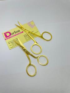 Ciseaux de manucure en acier inoxydable plaqué or Ciseaux à ongles à cuticules pointus Ciseaux de maquillage incurvés polyvalents droits - Product Image 4