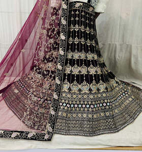 Fiesta de estilo indio y bordado de boda Lehenga choli gharara - Product Image 4