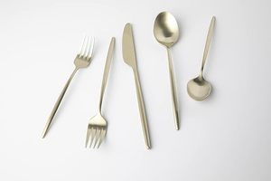 Juego de cubiertos de acero inoxidable hecho a mano con acabado plateado Vajilla de nuevo diseño con mango de metal para ocasiones de boda - Product Image 6