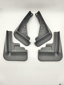 Bavettes de protection anti-éclaboussures en plastique de rechange pour Levin 2019-2025, modèle pour le commerce international - Product Image 3